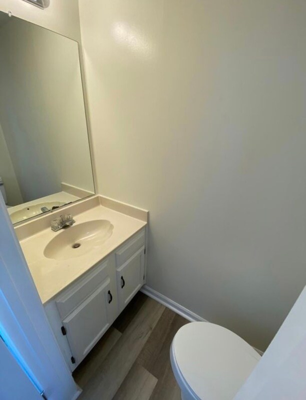 Photo - 8400 Brigadoon Ct