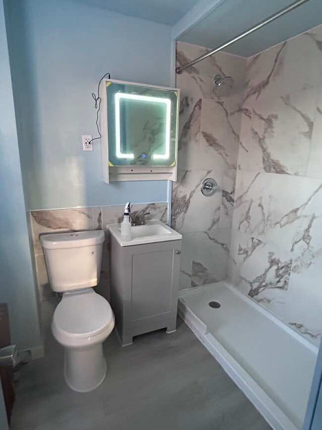 Photo - 415 Highland St Unit 2