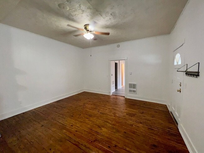 Photo - 204 4th Ave Unit A