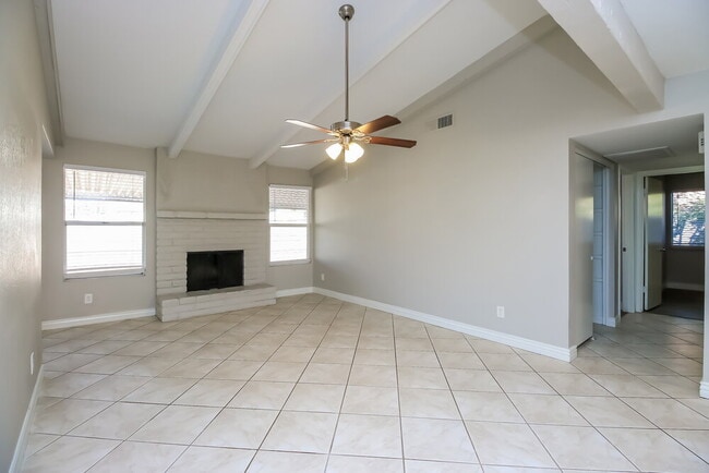 Photo - 3060 E Emelita Ave