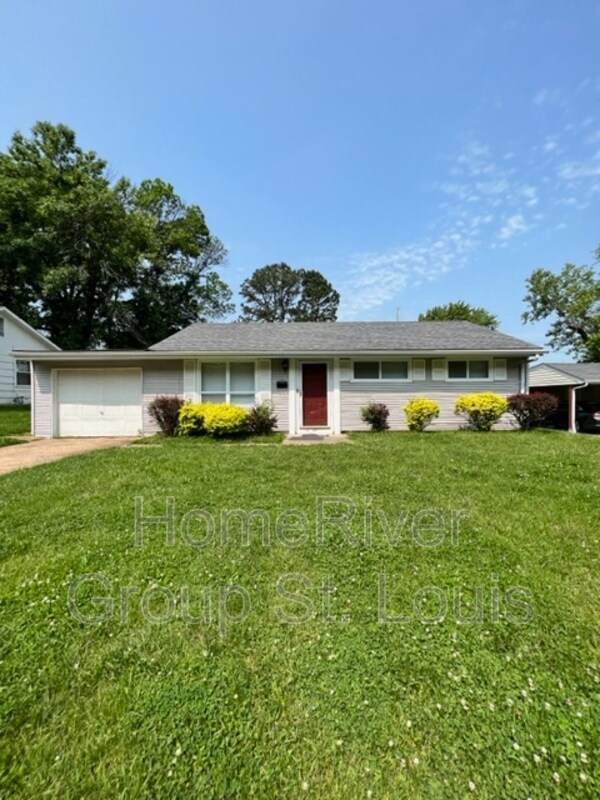 Photo - 5523 Winchelsea Dr House