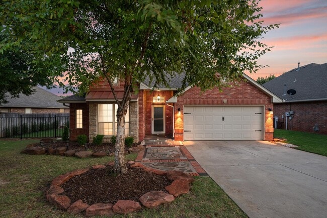Photo - 1808 Ada Sage Ln