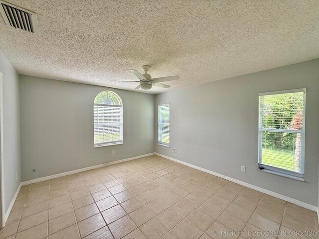 Photo - 5707 Silver Oak Dr