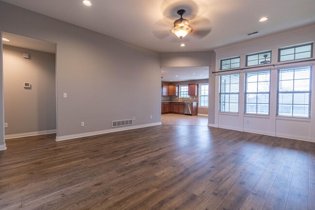 Photo - 2705 Iron Gate Dr