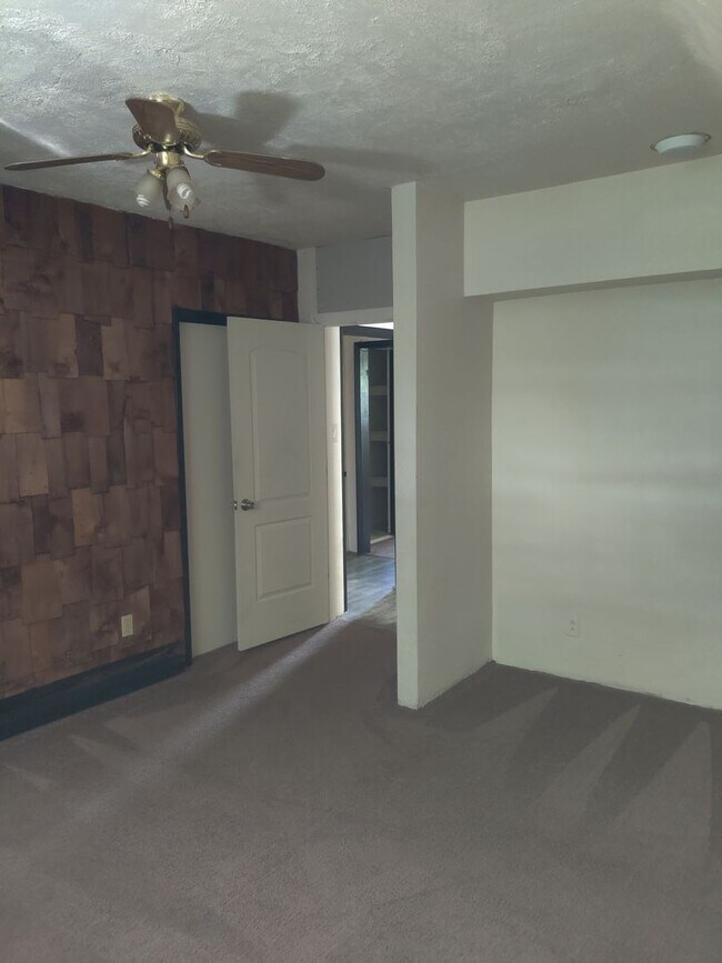 Photo - 125 Roup Ave Unit Apt. 3