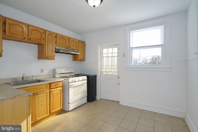 Photo - 3027 W 9th St Townhome