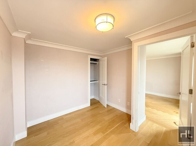 Renovated 2 bed 1 bath with washer and dryer - WEST 93 STREET