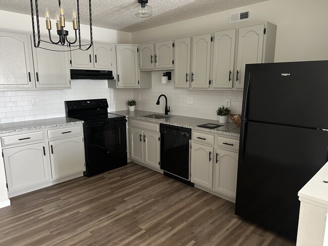 Photo - Westmoor Place 601 Unit 9