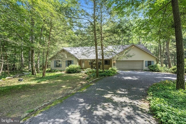 Building Photo - 1160 Mt Hope Rd Rental