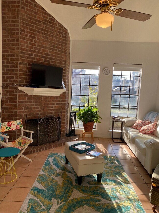 Photo - 3100 75th St