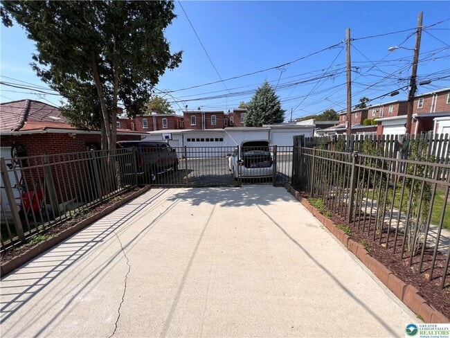 Photo - 628 N 20th St