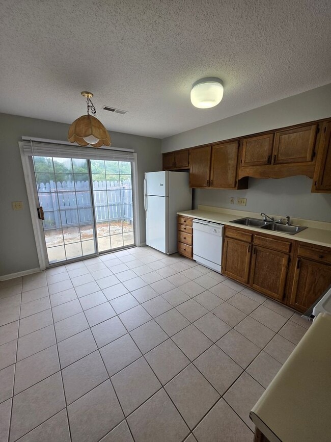 Photo - 1431 Bailey Cir