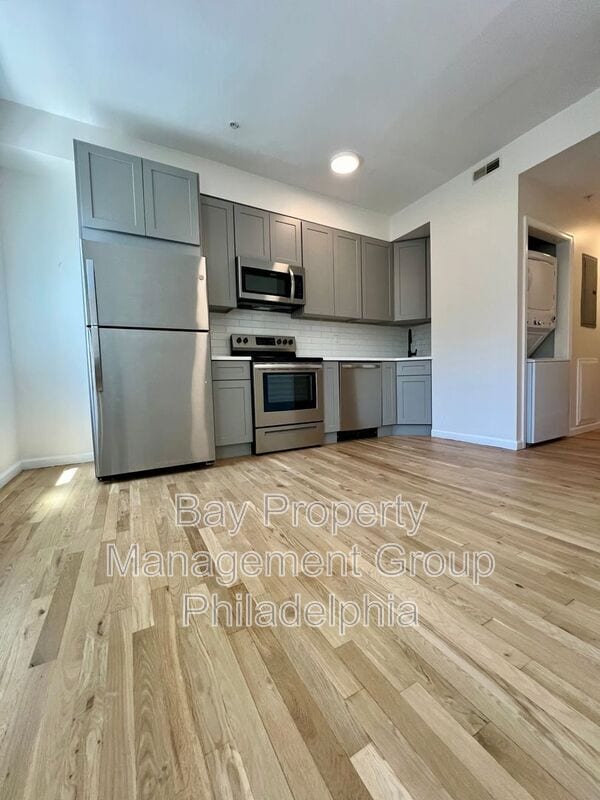 Photo - 2131 Master St Unit 2