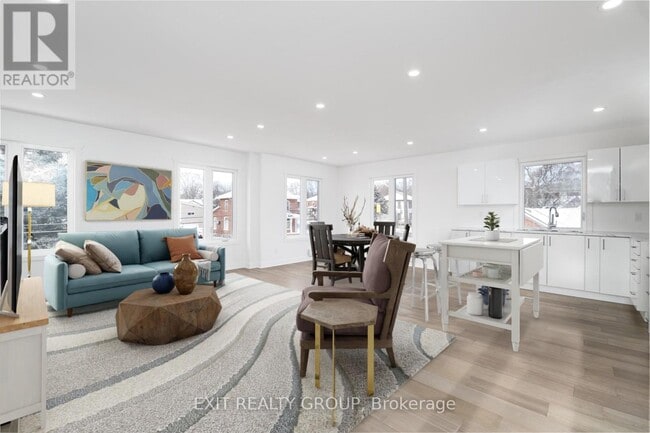 Photo - 211 Dundas St W Unité 1