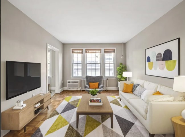 Photo - 4491 MacArthur Blvd NW Unit 303