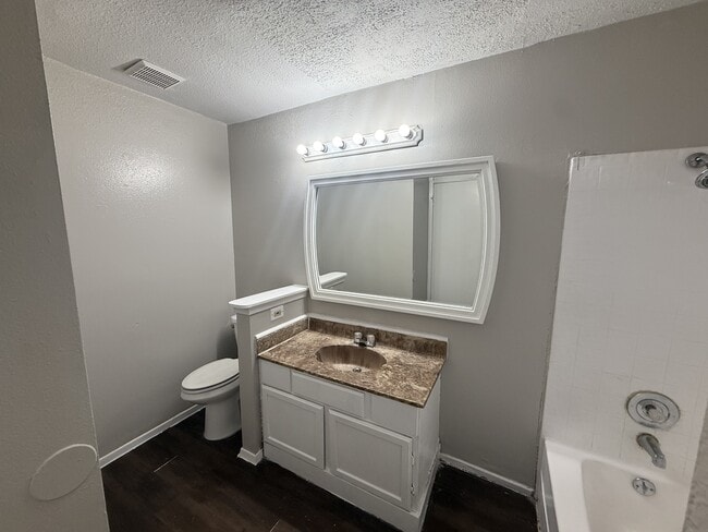 Photo - 323 E French Pl