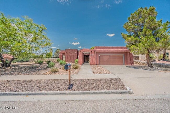 Building Photo - 6815 Villa Hermosa Dr