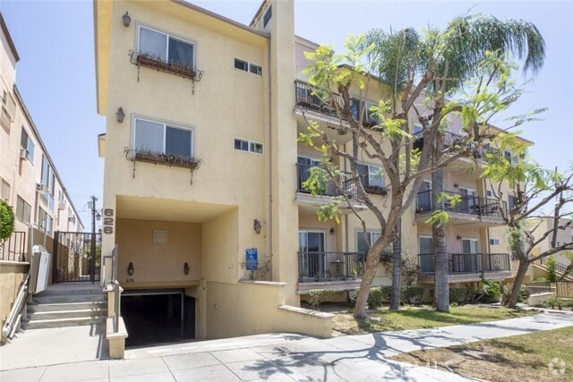 Building Photo - 626 E Orange Grove Ave Unit 204 Rental