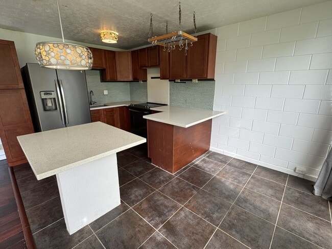 Photo - 95-021 Kuahelani Ave