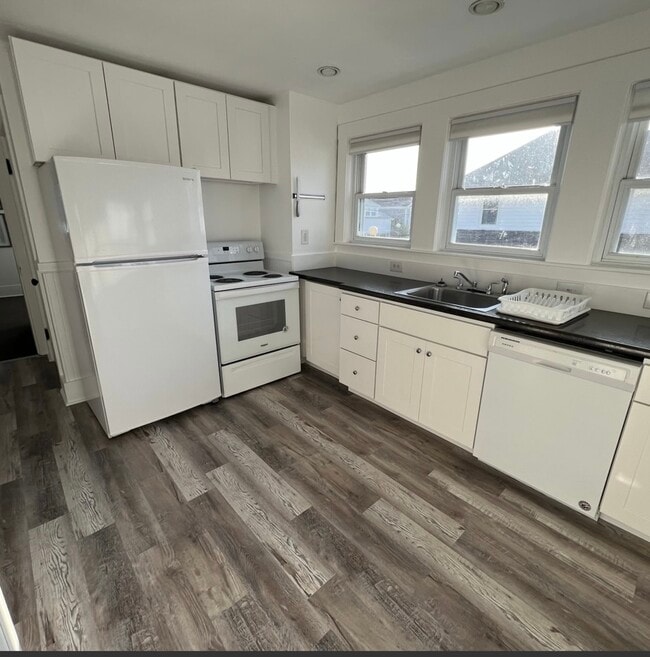 Photo - 18 Highland Ave Unit 18 Highland Avenue- 2