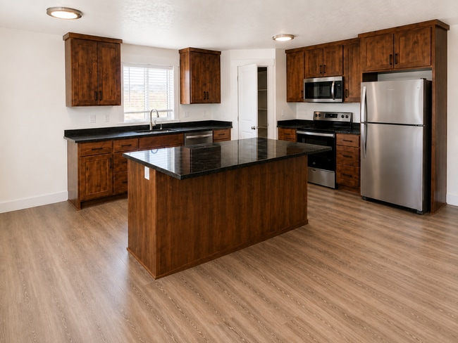 1309 Fairgrounds Rd. Bld #4
