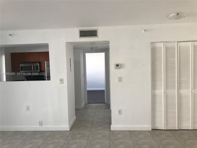 Building Photo - 700 NE 63rd St Unit D503