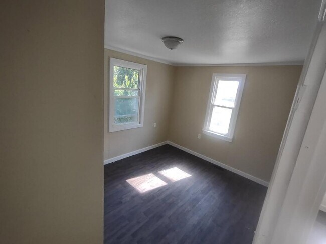 Photo - 14644 Kellogg School Rd