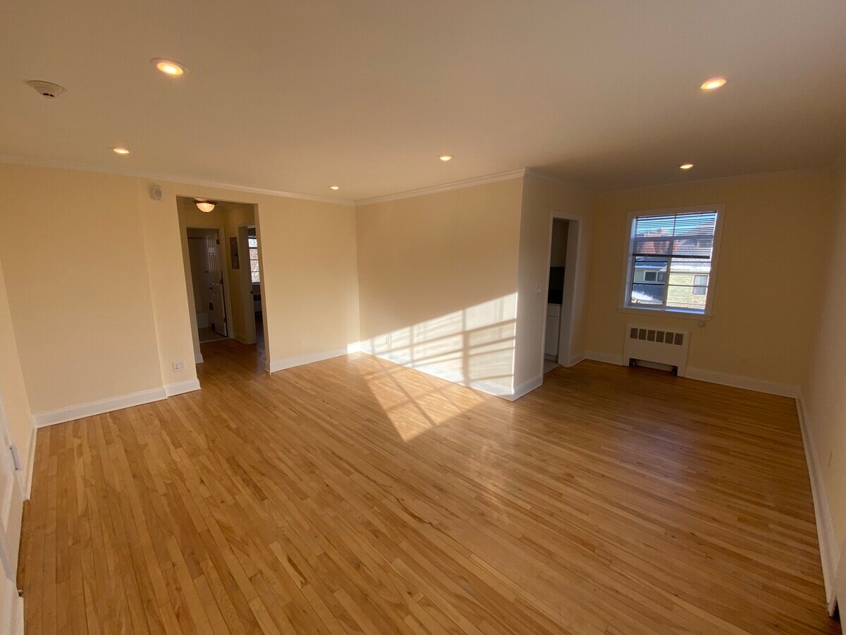 Photo - 86 St Paul St Unit 2