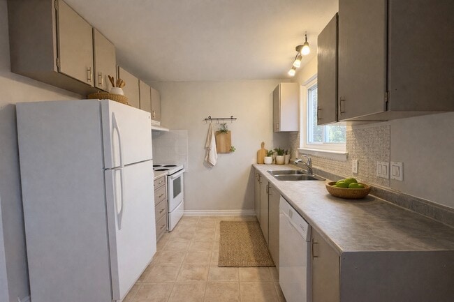 Photo - 136 Mooregate Crescent Kitchener Ontario N2M 2G1 Unité 2