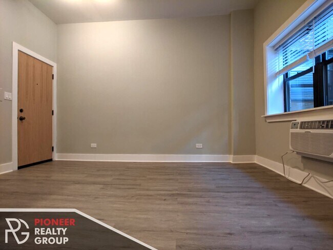 Photo - 1437 N Dearborn St Unit 35-b4