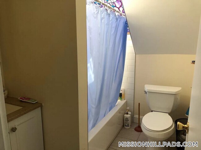 Photo - 91-93 Calumet St. Unidad 3