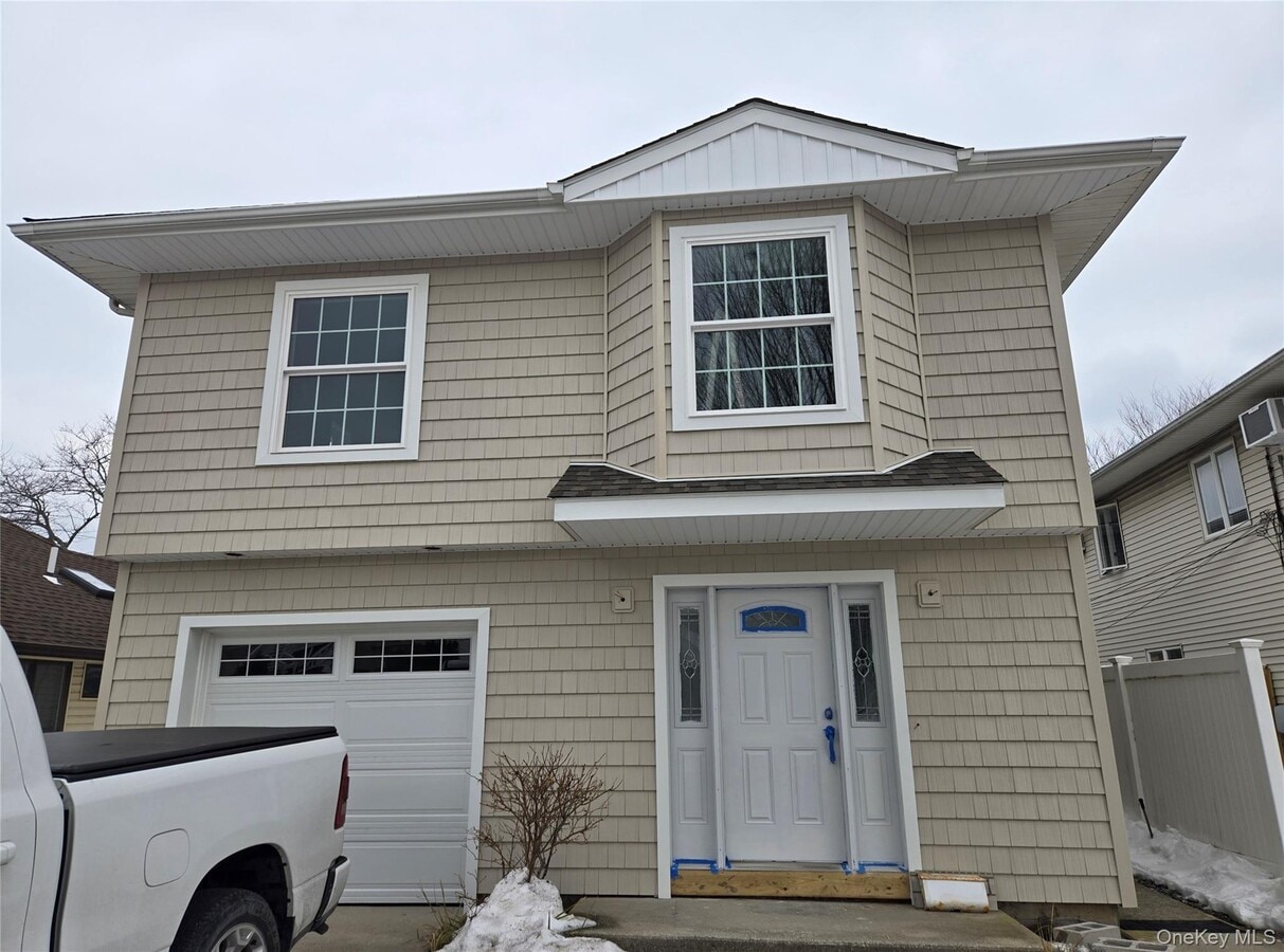 Photo - 451 E Pine St Unidad upper