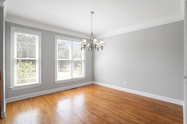 Photo - 1233 Concord Rd SE