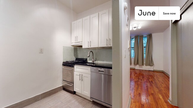 Photo - 334 E 90th St Unidad 2C