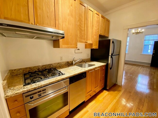 Photo - 88 W Cedar St Unit A