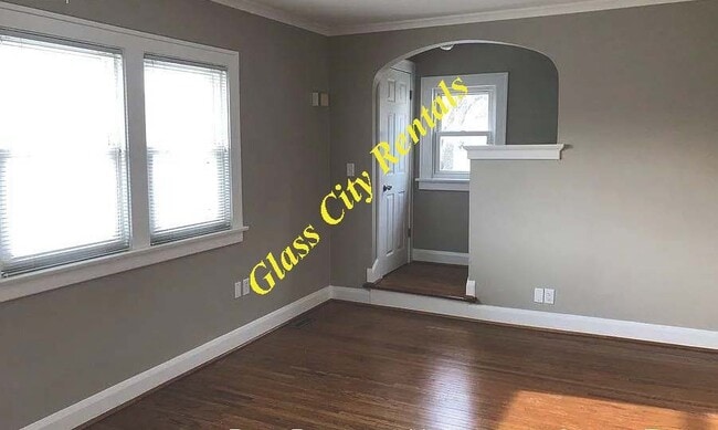 Photo - 4823 293rd St