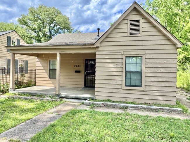 Photo - 2708 Filmore Ave Casa