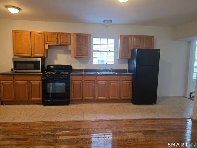 Photo - 120 Easton Ave Unit 1