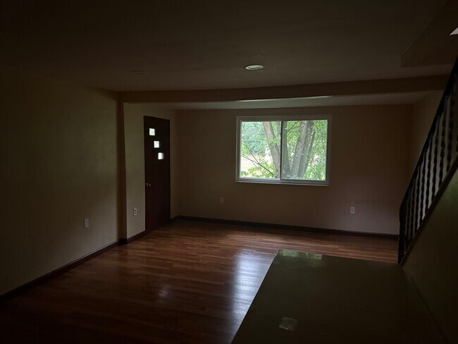 Photo - 118 Leneake St