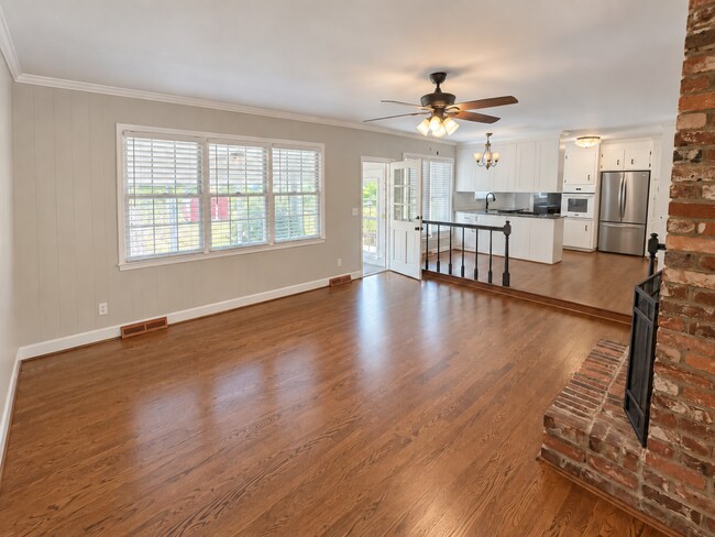 19 Bridgewood Ave