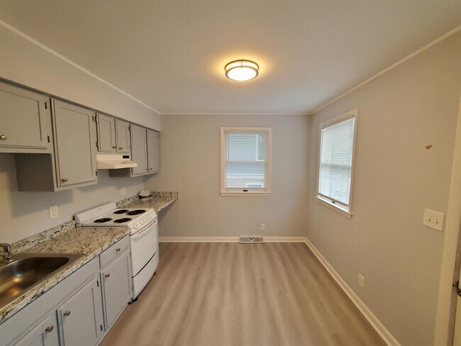 145 Highland Ave Unit 1