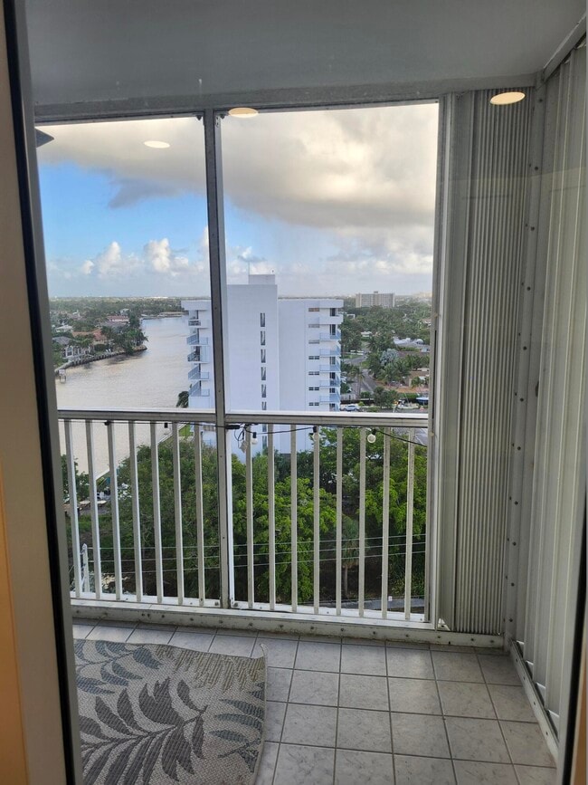 Photo - 1505 N Riverside Dr Unit 1108