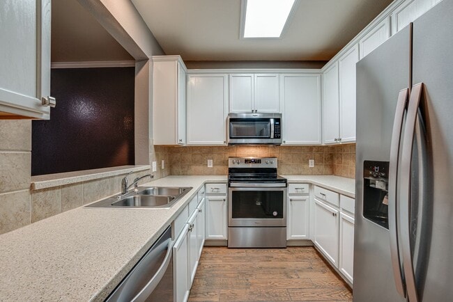 Photo - 2640 Grayson Way