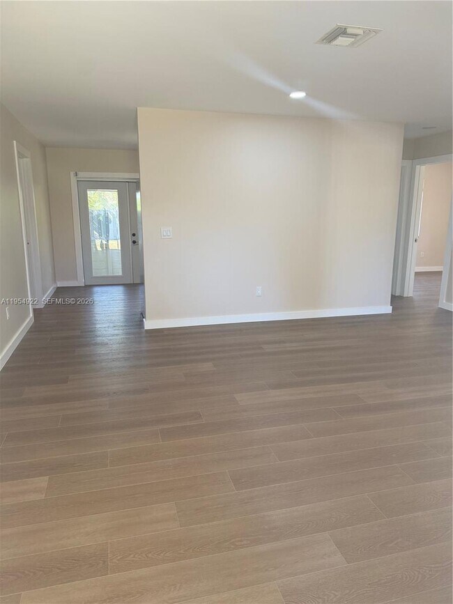 Photo - 3978 Nokomis Ave Unit 1