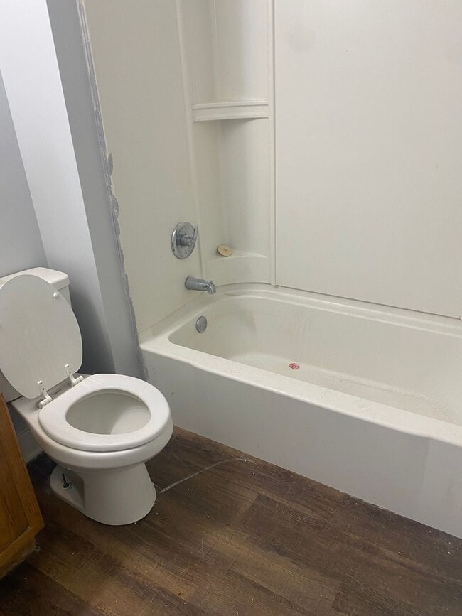 Photo - 3550 Seymour Ave Unit 1