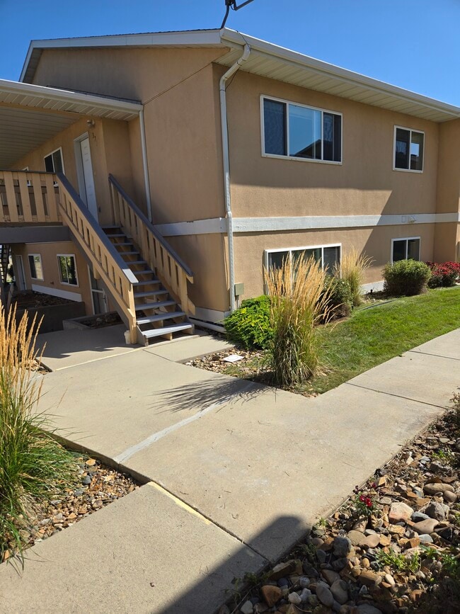 Building Photo - 315 Janet St Unit 315 Janet