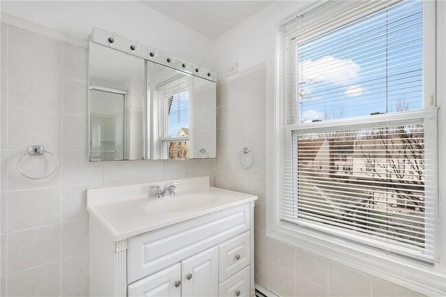 Photo - 71 Marion Ave N Unit 1A-1C