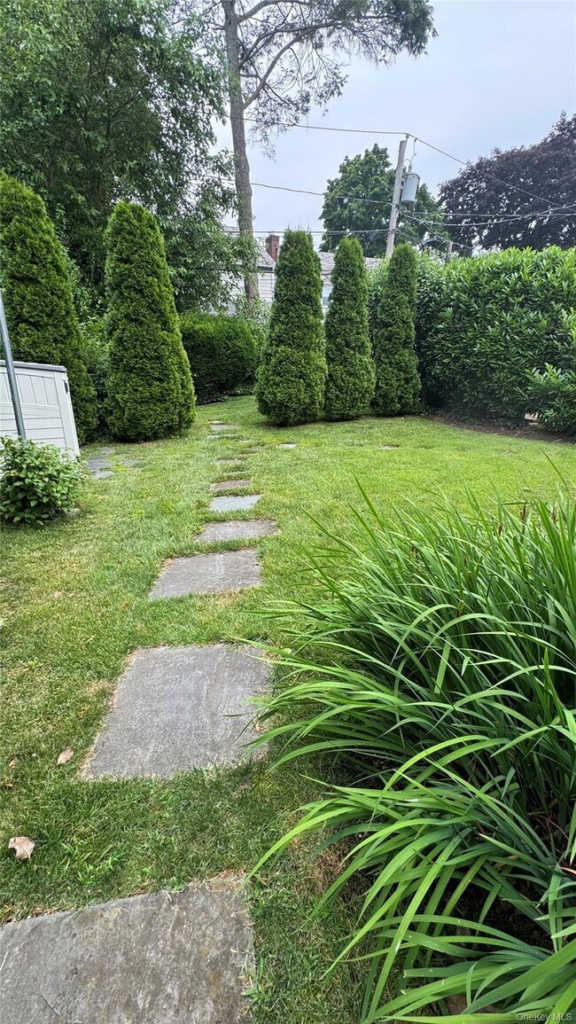 22 Bayview Ct