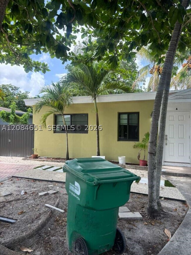 Building Photo - 1167 NW 112th St Unit A