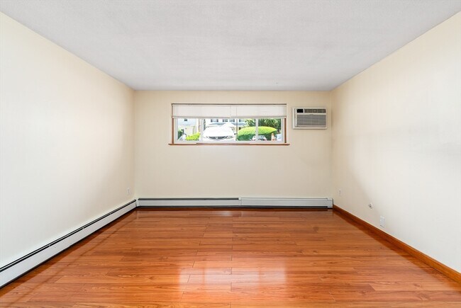Photo - 73 Charlesbank Rd Unit 104